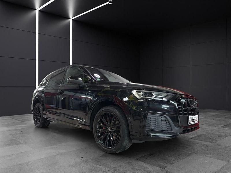 Schwarz Gebraucht 2022 Audi Q7 Competition SUV | 69.880 € (Fairer Preis) - Bild 1/4