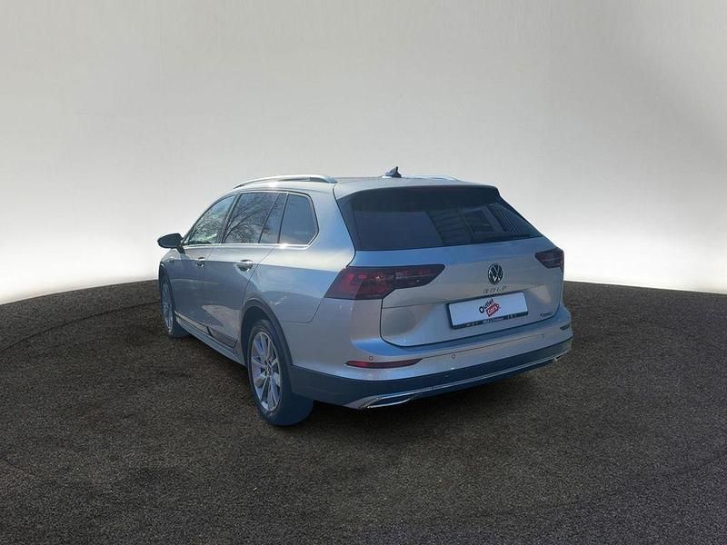 Gebraucht VW Golf Alltrack 200 PS (147 kW) 2023 Reflexsilber metallic Kombi