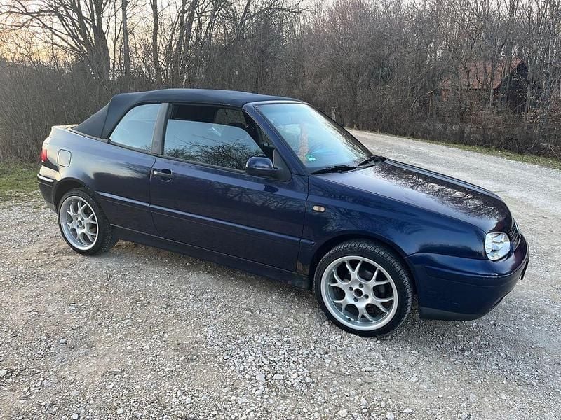 Gebraucht VW Golf Cabriolet Classicline 101 PS (74 kW) 1999 Blau Cabrio