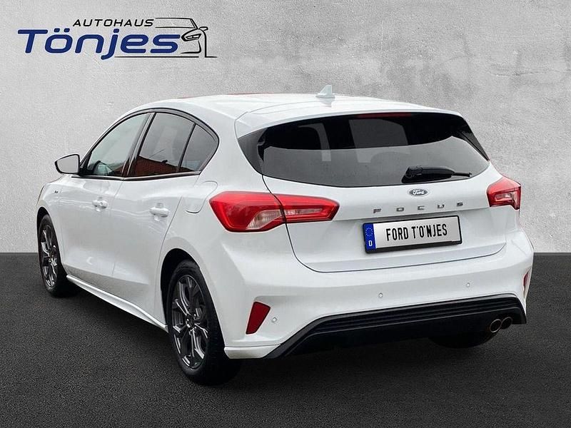 Gebraucht Ford Focus ST-Line 125 PS (91 kW) 2019 Weiß Limousine