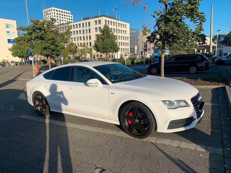 Weiß Gebraucht 2013 Audi A7 Sportback S-Line Kleinwagen | 18.200 € (Fairer Preis) - Bild 1/4