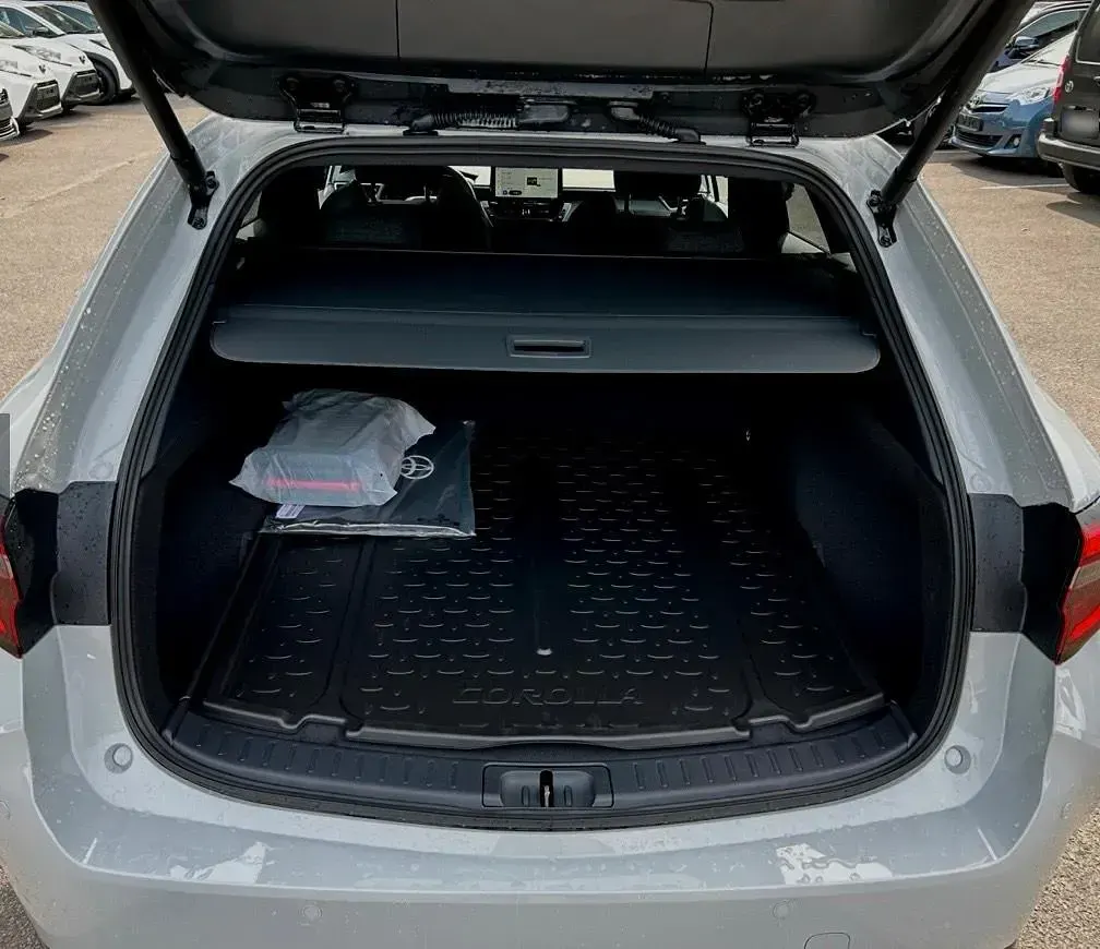 Gebraucht Toyota Corolla Sport 178 PS (130 kW) 2025 Grau Kombi