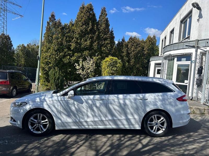 Gebraucht Ford Mondeo Titanium 150 PS (110 kW) 2014 Weiß Limousine