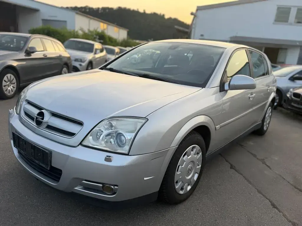 Gebraucht Opel Signum Edition+ 155 PS (114 kW) 2005 Grau Kleinwagen