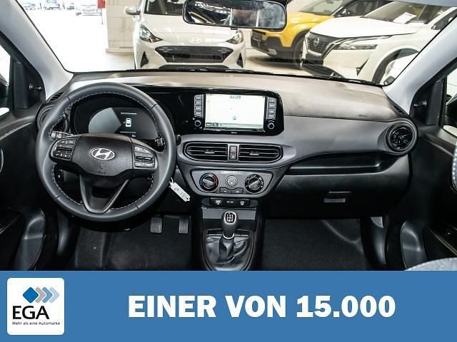 Neu Hyundai i10 Select 63 PS (46 kW) 2025 Metallic Kleinwagen