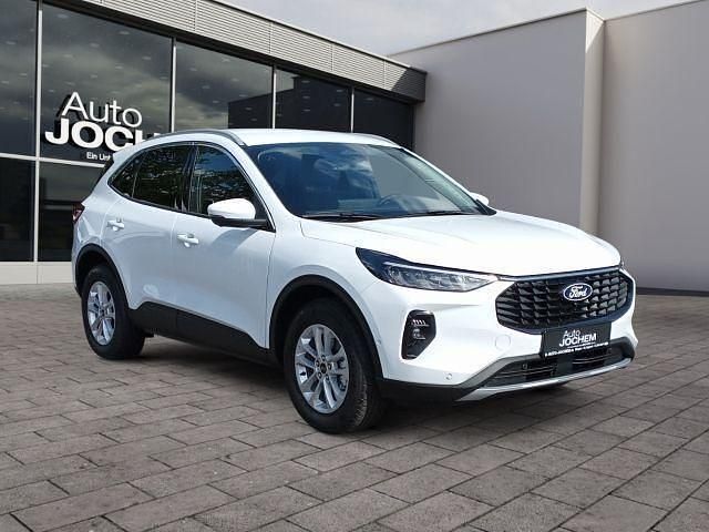 Gebraucht Ford Kuga Titanium 179 PS (131 kW) 2024 Weiss SUV