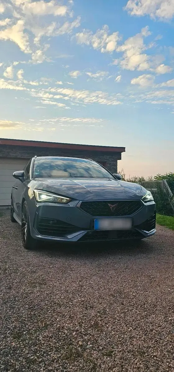 Gebraucht Cupra Leon VZ 310 PS (228 kW) 2022 Grau Kombi