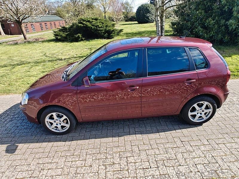 Gebraucht VW Polo Sportline 80 PS (58 kW) 2008 Rot Kleinwagen