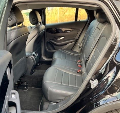 Gebraucht Mercedes GLC250 211 PS (155 kW) 2017 Schwarz SUV