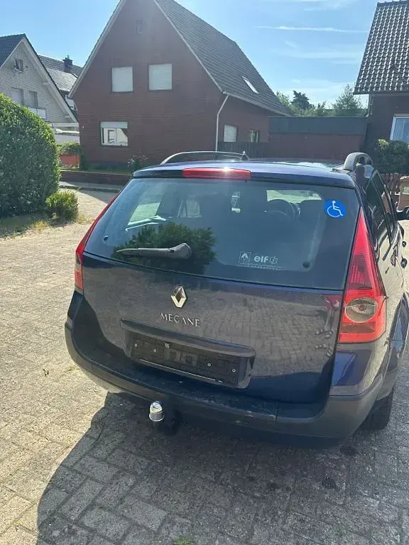 Gebraucht Renault Mégane Authentique 113 PS (83 kW) 2005 Blau Limousine