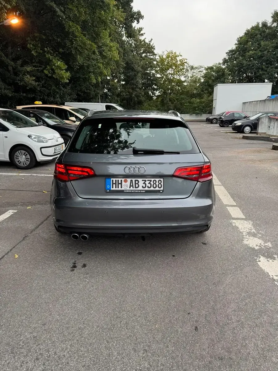 Gebraucht Audi A3 150 PS (110 kW) 2014 Silber Coupé