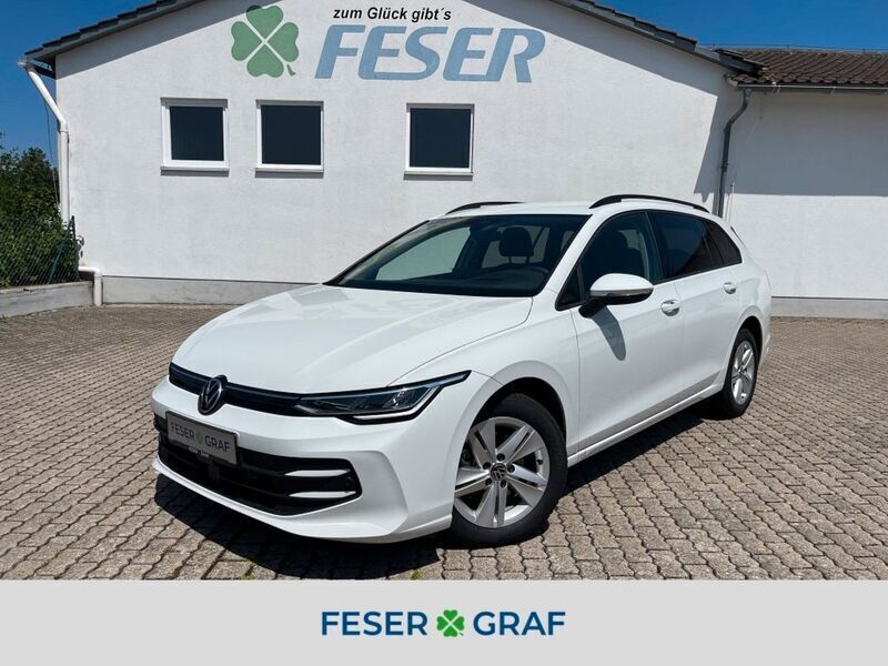 Pure white Gebraucht 2024 VW Golf VIII Life Kombi | 28.440 € (Fairer Preis) - Bild 1/4