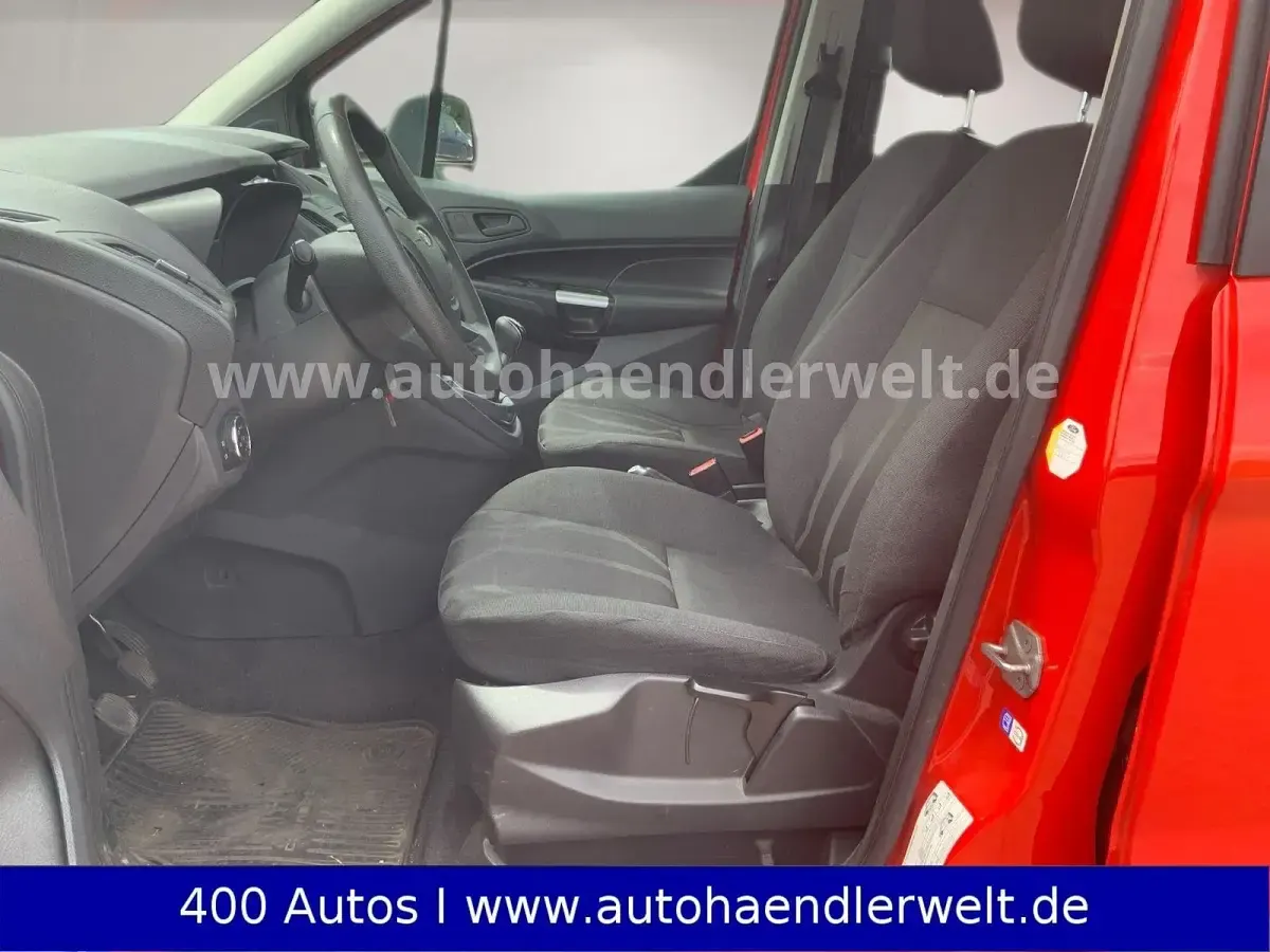 Gebraucht Ford Tourneo Trend 116 PS (85 kW) 2015 Rot Kombi