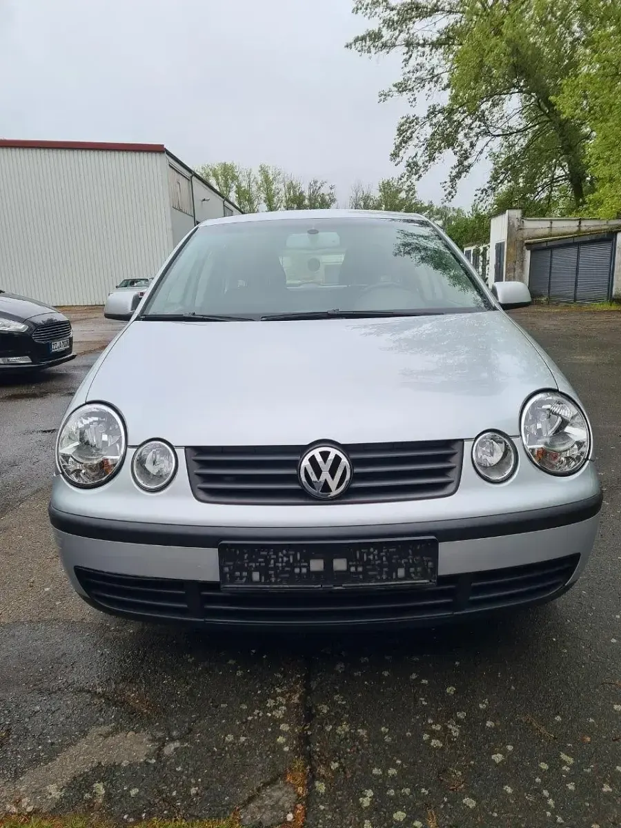 Gebraucht VW Polo 75 PS (55 kW) 2003 Grau Kleinwagen
