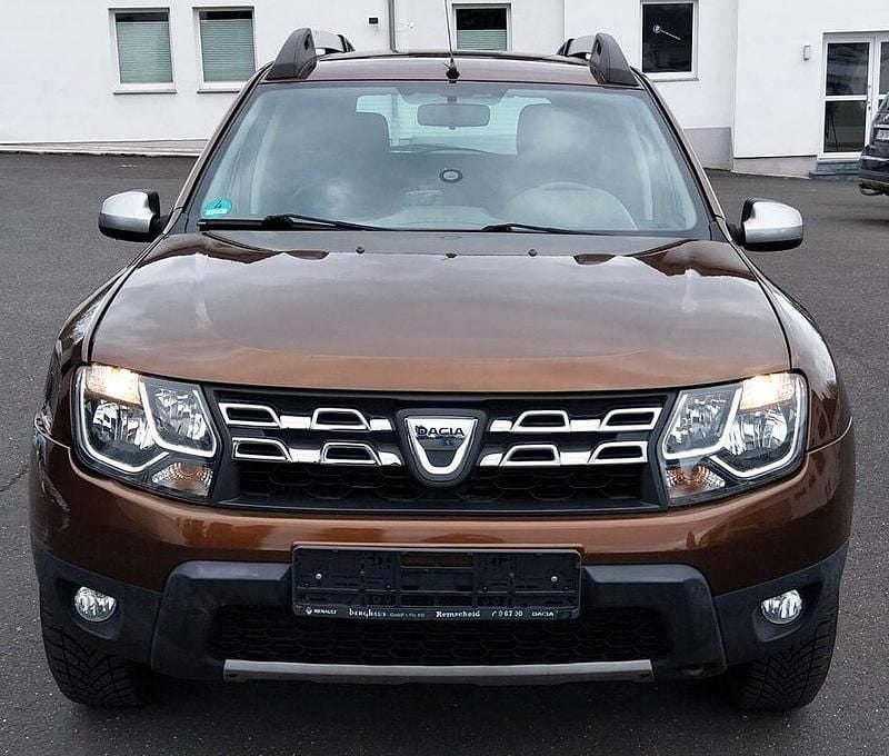 Gebraucht Dacia Duster Prestige 125 PS (91 kW) 2015 Braun SUV