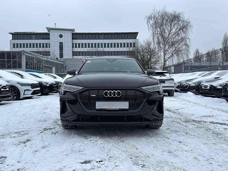 Gebraucht Audi e-tron S-Line 230 kW (313 PS) 2022 Schwarz SUV