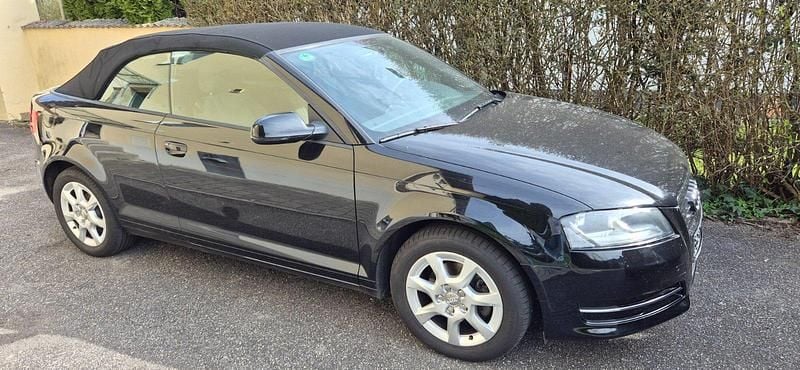 Gebraucht Audi A3 Cabriolet 125 PS (91 kW) 2011 Schwarz Cabrio