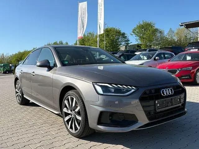 Usata Audi A4 Advanced 150 CV (110 kW) 2019 Grigio Berlina