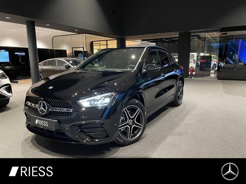 Schwarz Gebraucht 2025 Mercedes GLA200 Night SUV | 41.800 € (Fairer Preis) - Bild 1/4