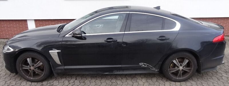 Gebraucht Jaguar XF Premium Luxury 241 PS (177 kW) 2010 Beige Limousine