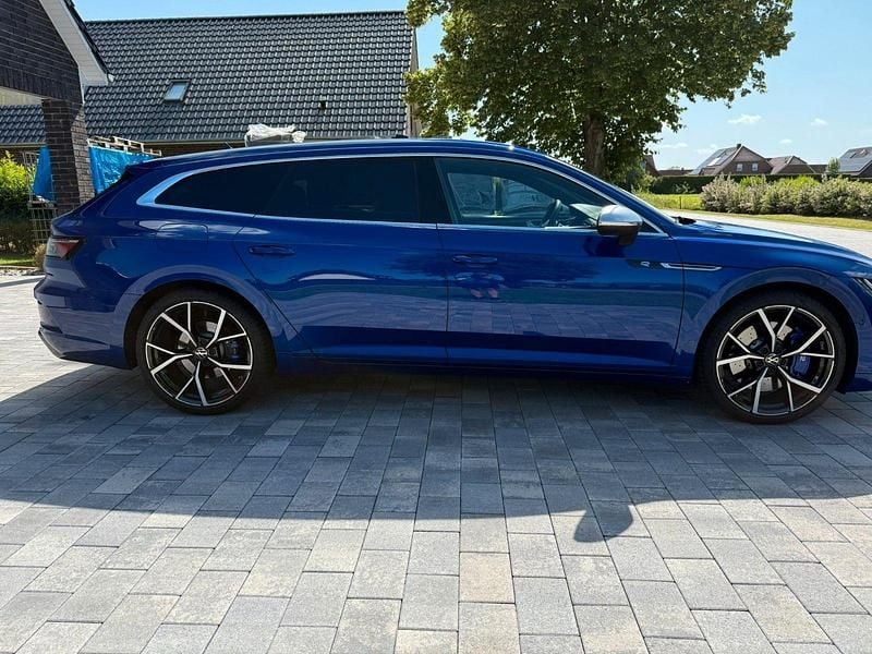 Gebraucht VW Arteon R 320 PS (235 kW) 2024 Blau Kombi