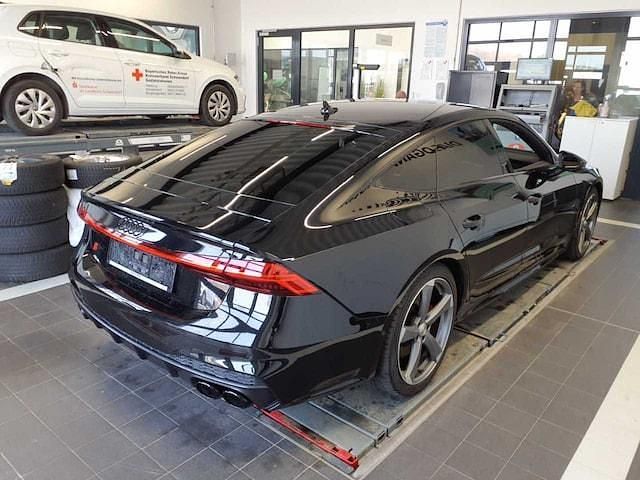 Gebraucht Audi S7 Ambiente 344 PS (253 kW) 2022 Mythosschwarz metallic Kleinwagen