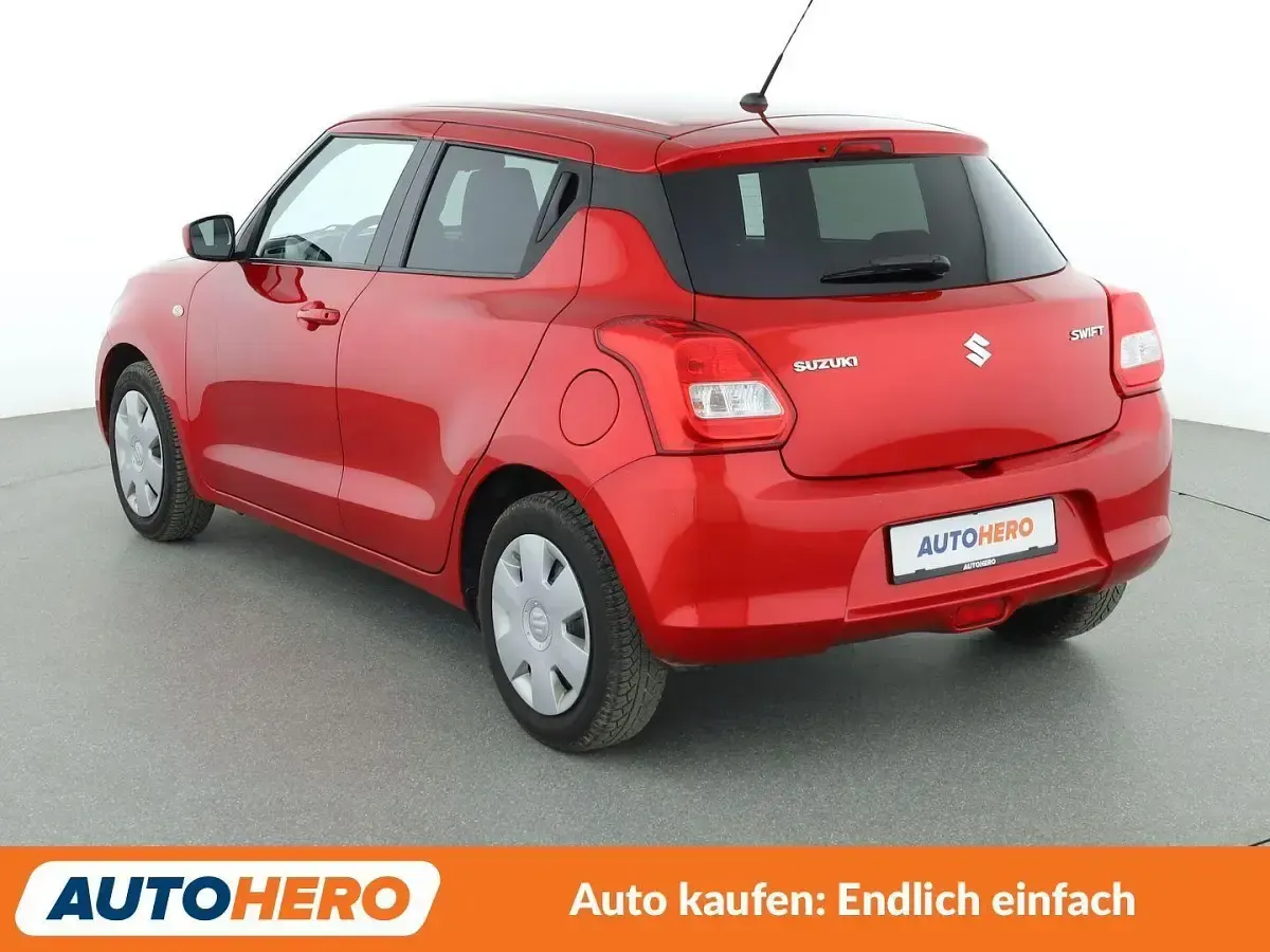 Gebraucht Suzuki Swift Comfort 111 PS (81 kW) 2017 Rot Kleinwagen
