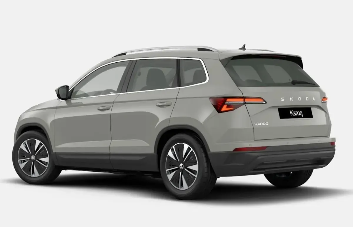 Neu Skoda Karoq Selection 150 PS (110 kW) 2025 Stahlgrau SUV