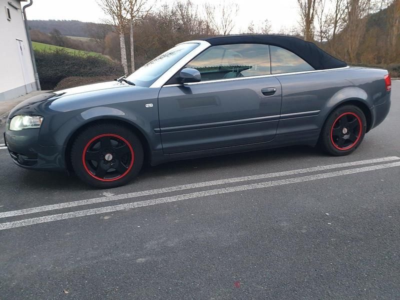 Gebraucht Audi A4 Cabriolet 163 PS (119 kW) 2008 Grau Cabrio