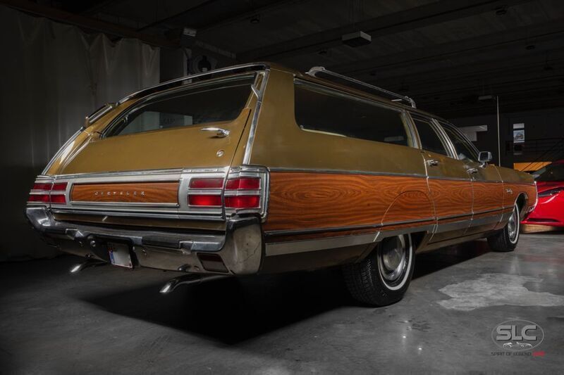 Gebraucht Chrysler Town & Country 224 PS (164 kW) 1972 Braun Van / Kleinbus