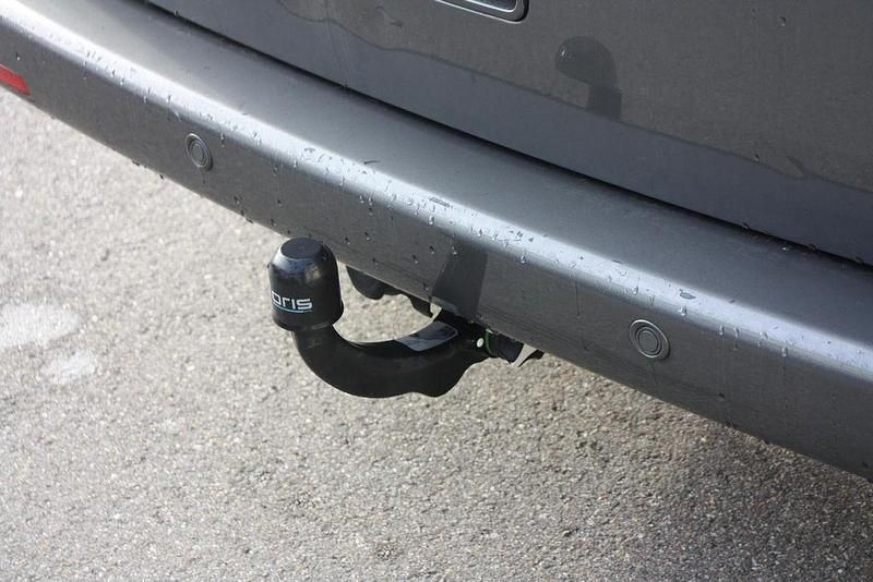 Gebraucht VW Transporter Match 180 PS (132 kW) 2012 Grau Van