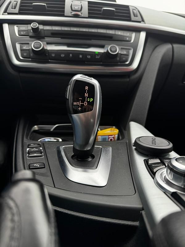 Gebraucht BMW 330 Luxury Line 258 PS (189 kW) 2016 Limousine