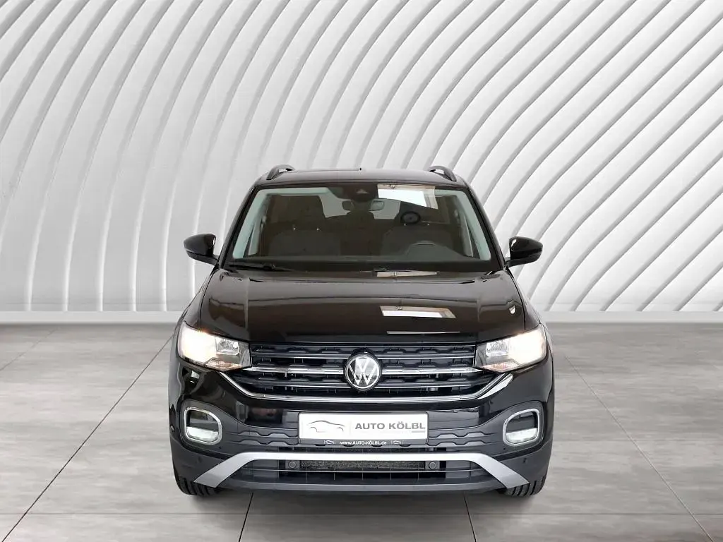 Gebraucht VW T-Cross Active 110 PS (80 kW) 2021 Deep black perleffekt SUV