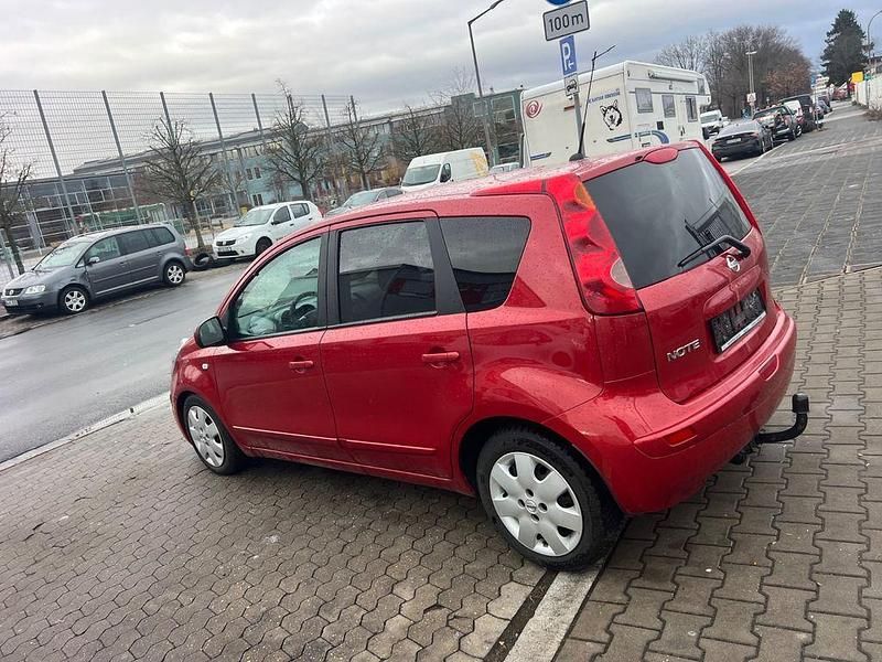 Gebraucht Nissan Note Acenta 88 PS (64 kW) 2008 Rot Van / Kleinbus