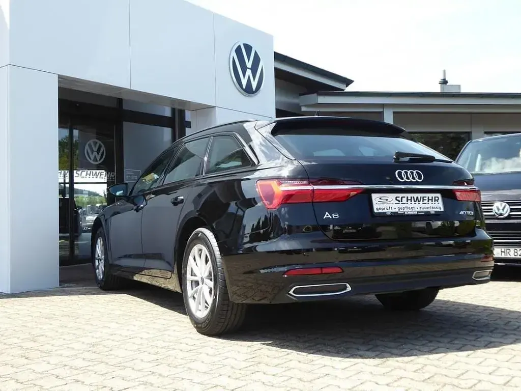 Gebraucht Audi A6 Ambiente 204 PS (150 kW) 2023 Schwarz Kombi