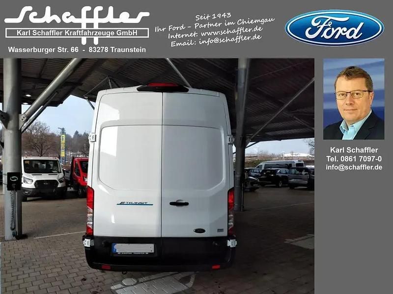 Gebraucht Ford E-Transit Trend 135 kW (184 PS) 2024 Frostweiß Van
