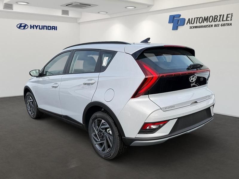 Neu Hyundai Bayon Trend 101 PS (74 kW) 2025 Grau SUV