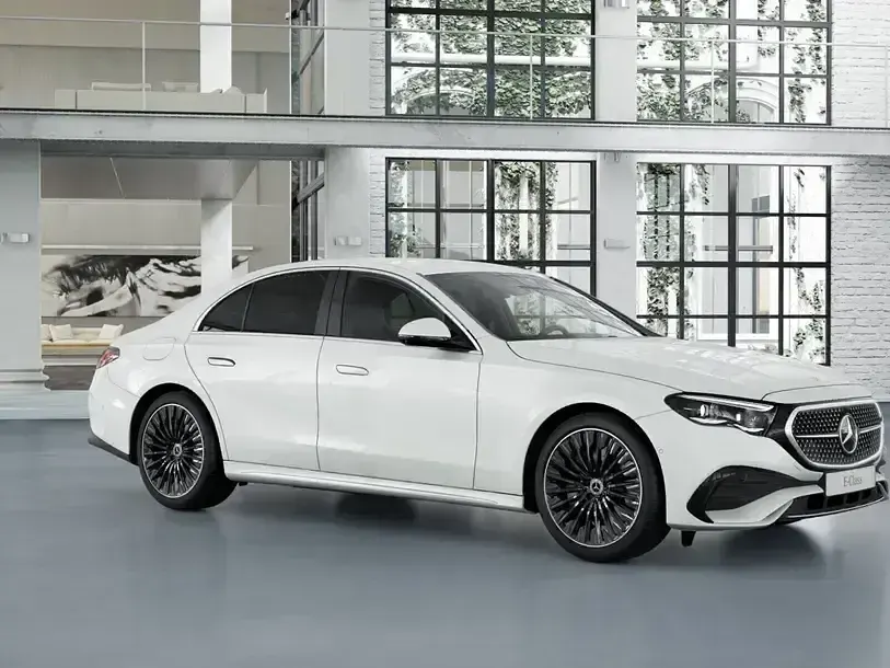 Gebraucht Mercedes E450 AMG 381 PS (280 kW) 2025 Manufaktur lack manufaktur opalithweiß b Limousine