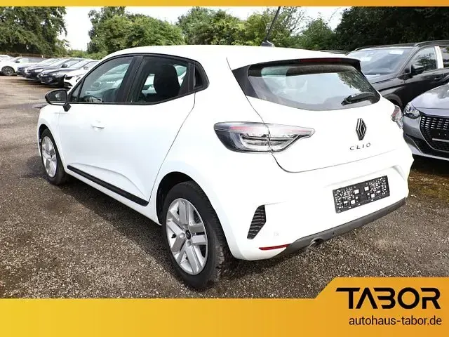 Gebraucht Renault Clio Evolution 91 PS (66 kW) 2024 Weiß Kleinwagen