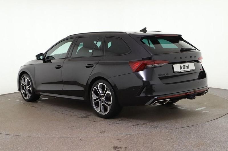 Gebraucht Skoda Octavia RS 200 PS (147 kW) 2022 Schwarzmagic perleffekt Kombi