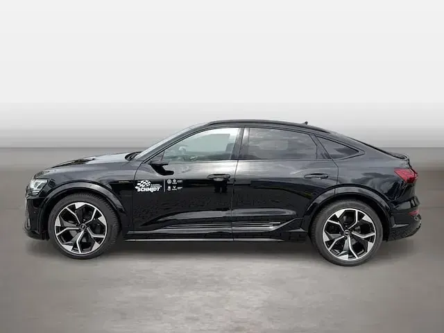 Gebraucht Audi e-tron Sport 369 kW (503 PS) 2022 Mythosschwarz metallic SUV