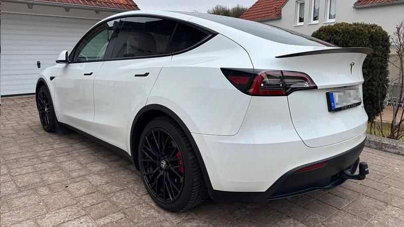 Gebraucht Tesla Model Y 320 kW (436 PS) 2022 Weiß SUV