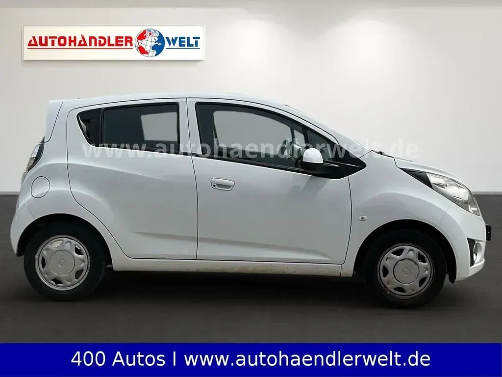 Gebraucht Chevrolet Spark 68 PS (50 kW) 2012 Weiss Kleinwagen