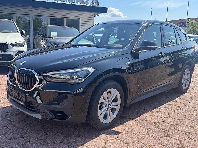 Schwarz ii Gebraucht 2022 BMW X1 Advantage SUV | 24.900 € (Fairer Preis) - Bild 1/4