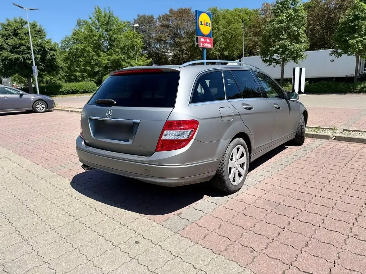 Gebraucht Mercedes C220 170 PS (125 kW) 2010 Silber Kombi