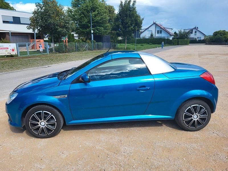 Blau Gebraucht 2006 Opel Tigra Edition Cabrio | 1.400 € (Superpreis) - Bild 1/4