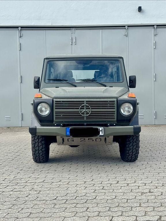 Gebraucht Mercedes G250 92 PS (67 kW) 1992 SUV