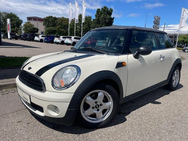 Weiß Gebraucht 2009 Mini ONE Kleinwagen | 3.900 € (Fairer Preis) - Bild 1/4