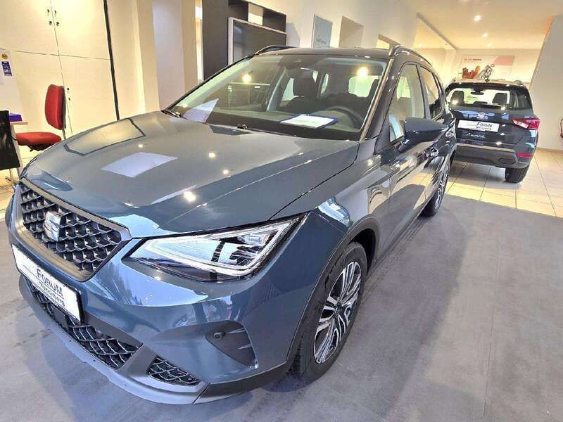 Blauschwarz Gebraucht 2024 Seat Arona Style SUV | 24.750 € (Guter Preis) - Bild 1/4