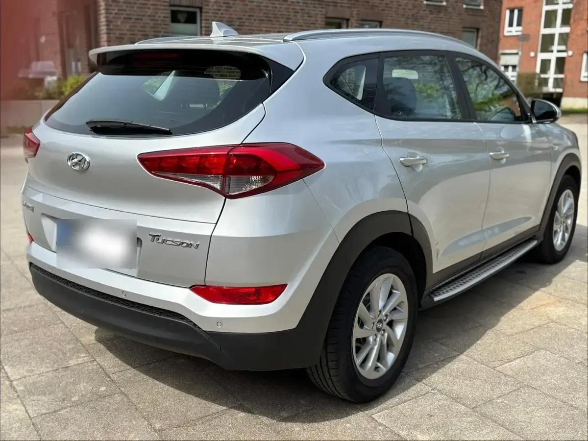 Gebraucht Hyundai Tucson Advantage 177 PS (130 kW) 2017 Silber SUV